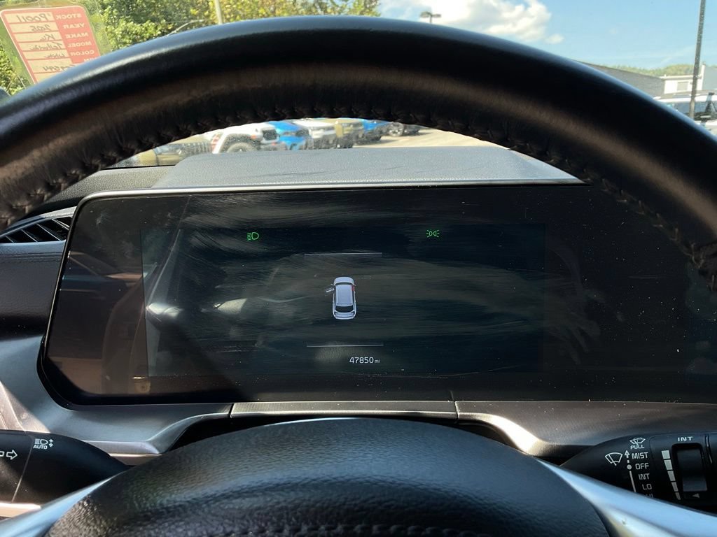 Used 2025 Kia Telluride S FWD image 14