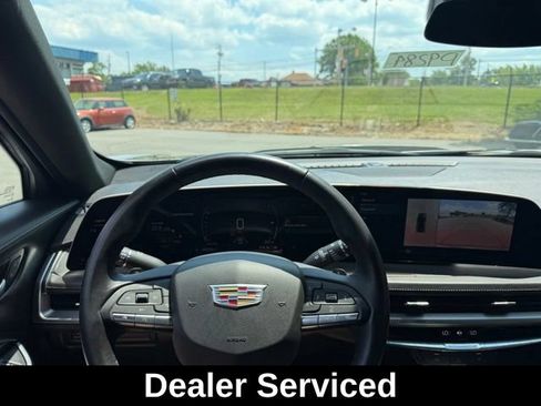 Used 2025 Cadillac XT4 Premium Luxury AWD/4WD image 14