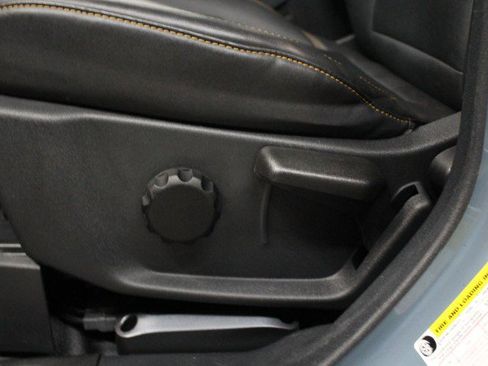 Used 2022 Ford Bronco Badlands image 9