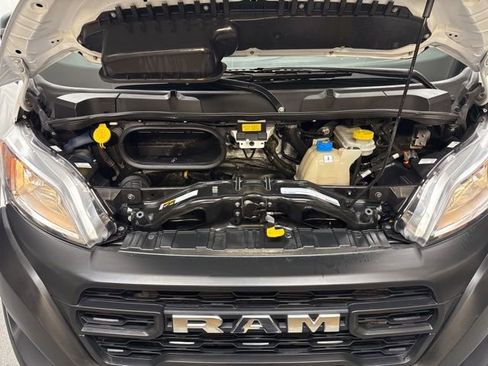 Used 2025 RAM ProMaster 2500 w/ Convenience Group FWD image 22