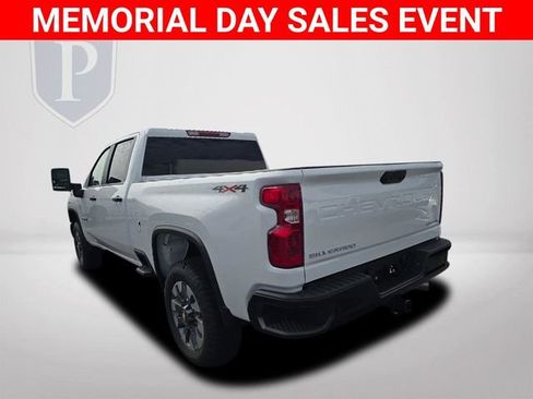 New 2025 Chevrolet Silverado 2500 Custom w/ Custom Value Package AWD/4WD image 8