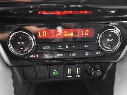 Used 2024 Mitsubishi Eclipse Cross SE AWD/4WD image 33