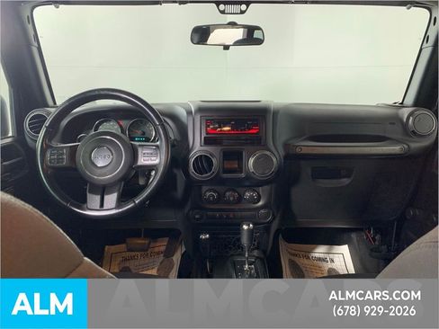 Used 2016 Jeep Wrangler Unlimited Sport w/ Connectivity Group image 33