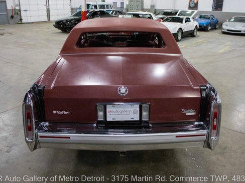 Used 1990 Cadillac Brougham image 5