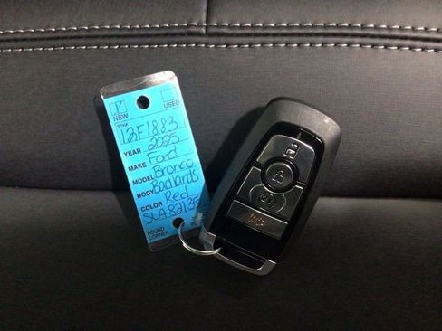 New 2025 Ford Bronco Badlands image 49