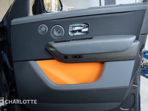 Used 2019 Rolls-Royce Cullinan image 28