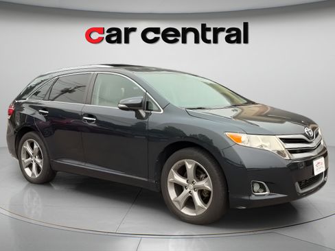 Used 2015 Toyota Venza XLE AWD/4WD image 7