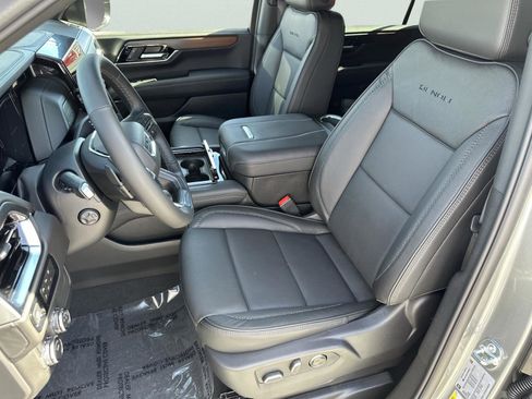 New 2026 GMC Yukon XL Denali w/ Sun & Power Step Package RWD image 22