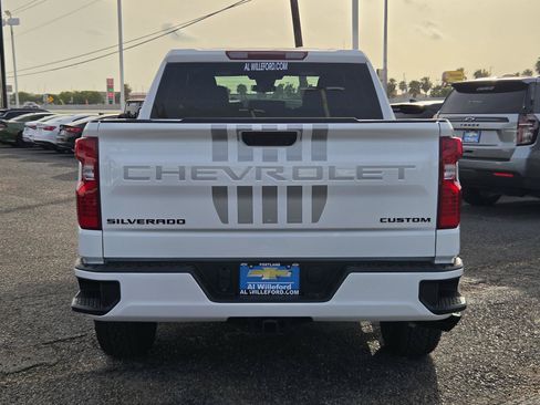 New 2026 Chevrolet Silverado 1500 Custom RWD image 4