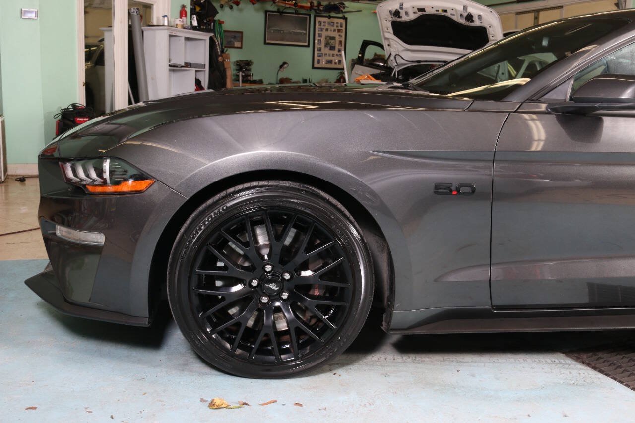 Used 2018 Ford Mustang GT w/ GT Performance Package RWD image 22