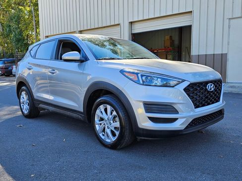 Used 2021 Hyundai Tucson SE image 1