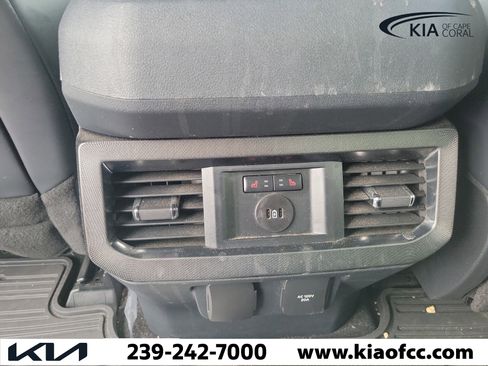 Used 2024 Ford F350 Platinum AWD/4WD image 14