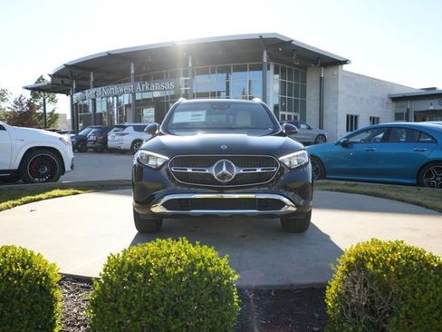 Used 2026 Mercedes-Benz GLC 300 4MATIC image 2