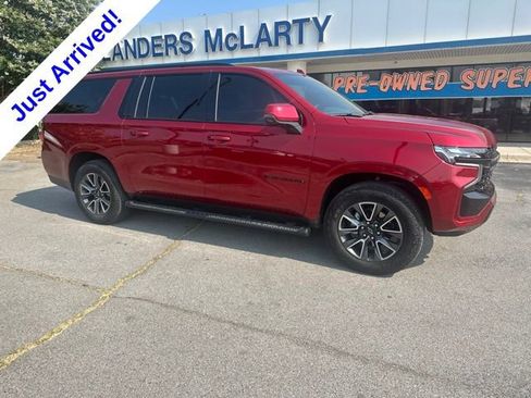 Used 2023 Chevrolet Suburban Z71 w/ Off-Road Capability Package AWD/4WD image 2