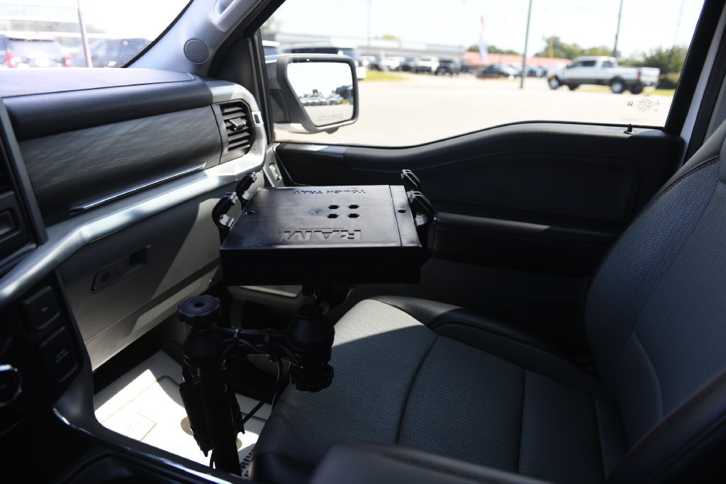Used 2024 Ford F150 Lariat w/ Bed Utility Package AWD/4WD image 18