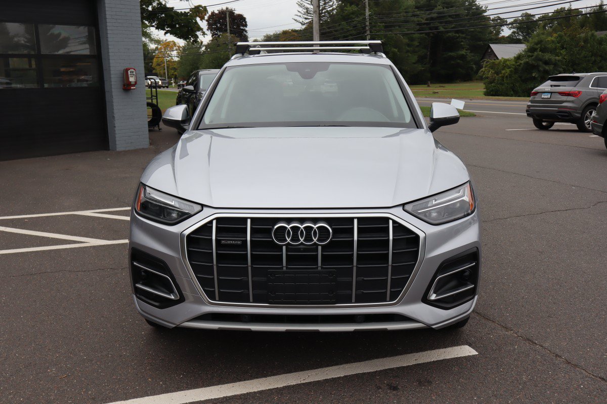Used 2023 Audi Q5 2.0T Premium Plus w/ Premium Plus Package AWD/4WD image 4