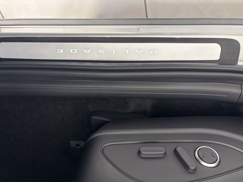 New 2026 Hyundai Palisade SEL Premium FWD image 12