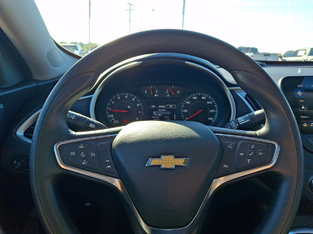 Used 2025 Chevrolet Malibu LT FWD image 19