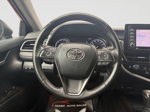 Used 2023 Toyota Camry SE AWD/4WD image 27
