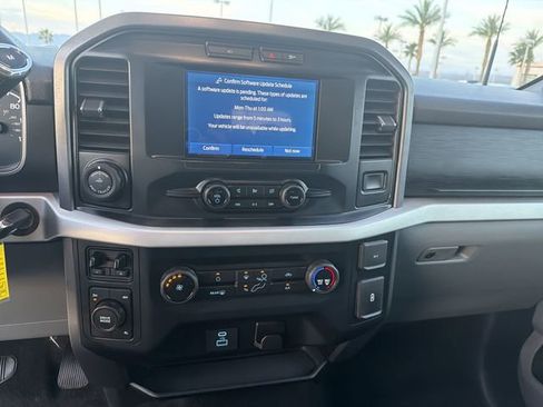 Used 2022 Ford F150 XLT w/ Trailer Tow Package image 17