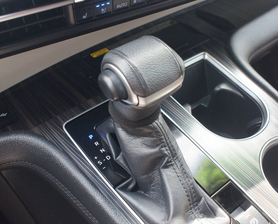 Used 2022 Toyota Sienna Platinum FWD image 14