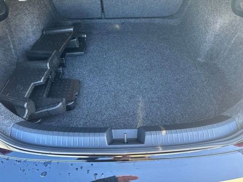 Certified 2025 Volkswagen Jetta S image 30