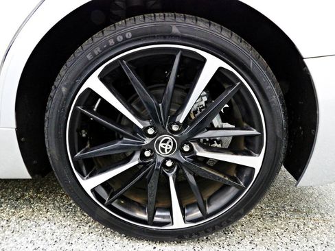 Used 2020 Toyota Camry XSE FWD image 19