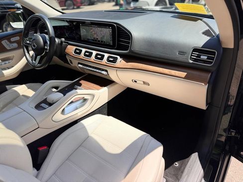 Used 2021 Mercedes-Benz GLS 450 4MATIC image 26