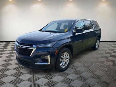 Used 2022 Chevrolet Traverse LS