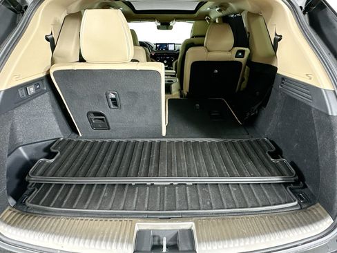 Used 2023 Acura MDX SH-AWD w/ Advance Package image 37