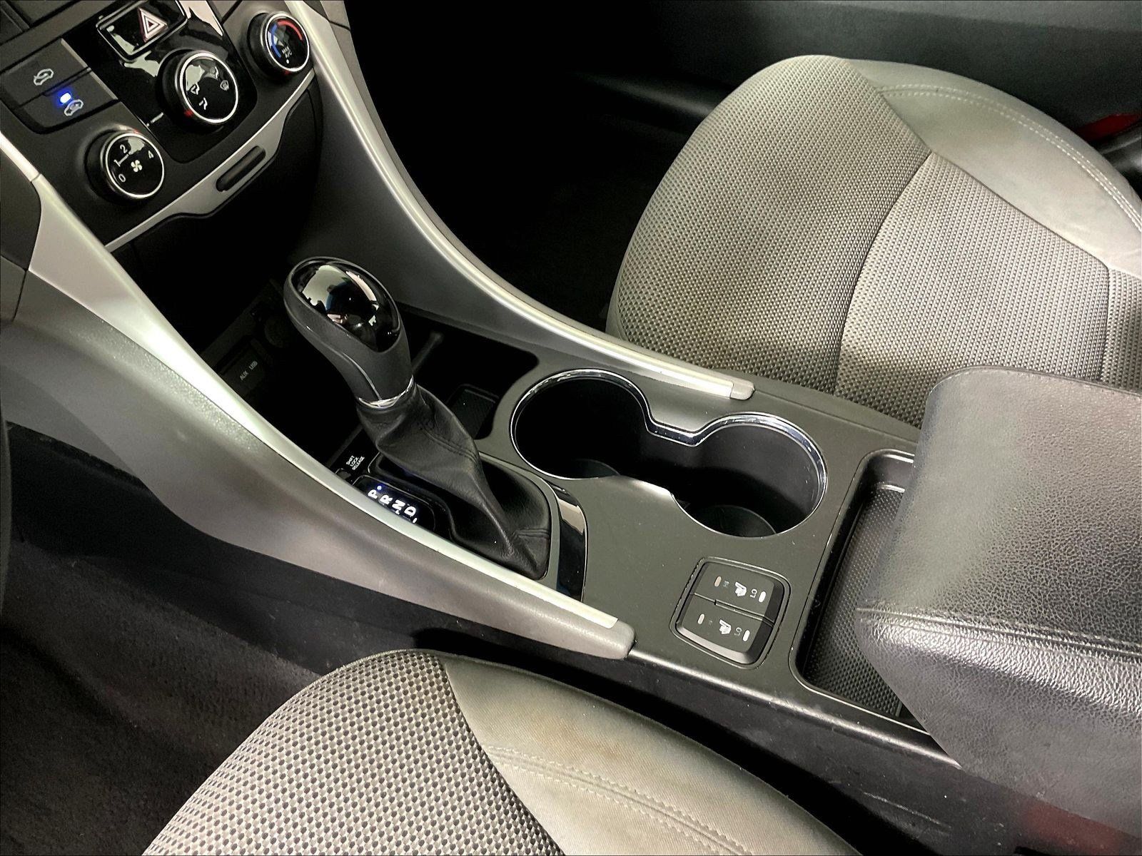 Used 2014 Hyundai Sonata GLS w/ Popular Equipment Group 2 FWD image 17