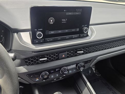 Certified 2023 Honda Accord EX image 19