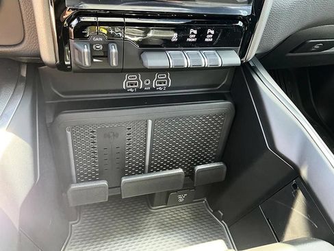 New 2026 RAM 1500 Laramie w/ Bed Utility Group AWD/4WD image 24
