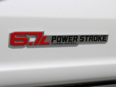 Used 2025 Ford F450 Platinum AWD/4WD image 21