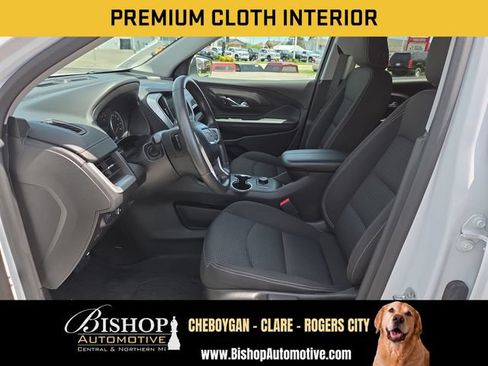 Used 2024 GMC Terrain SLE w/ LPO, Floor Liner Package FWD image 5