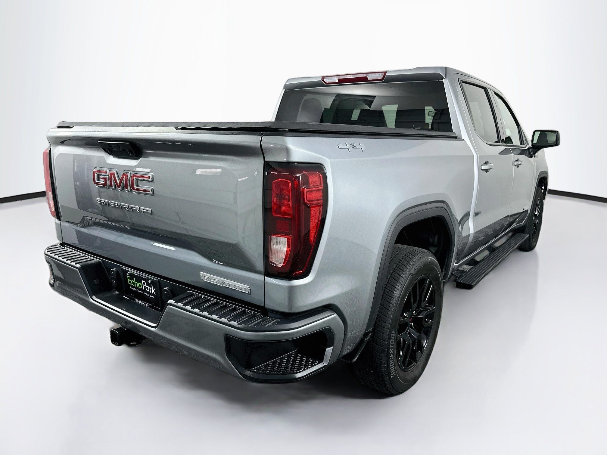 Used 2025 GMC Sierra 1500 Elevation AWD/4WD image 9
