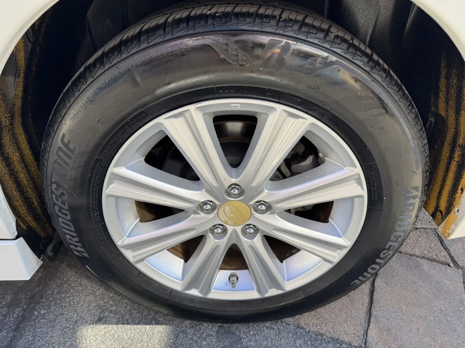 Used 2011 Subaru Legacy 2.5i Premium AWD/4WD image 11
