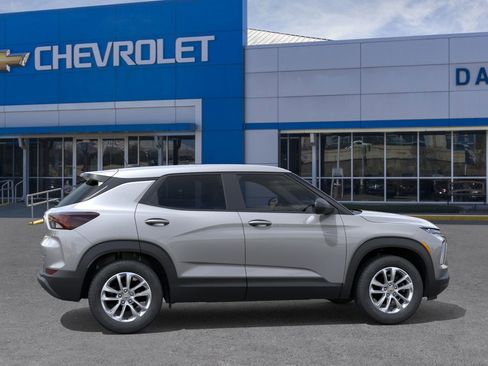 New 2026 Chevrolet TrailBlazer LS image 5