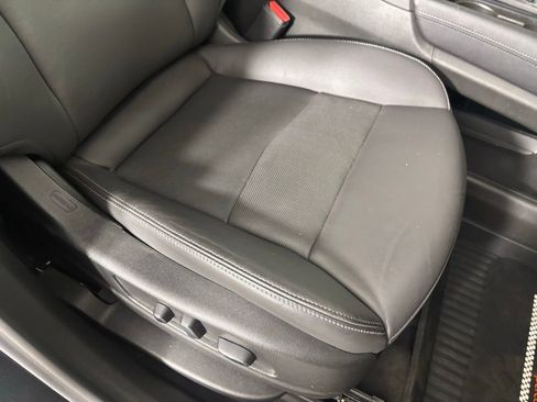 Used 2024 Cadillac XT6 Premium Luxury w/ LPO, Floor Liner Package AWD/4WD image 34
