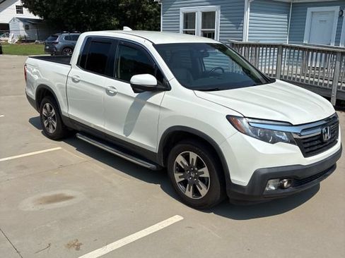 Used 2017 Honda Ridgeline RTL-T image 6