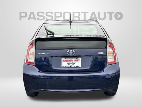 Used 2013 Toyota Prius Three image 3