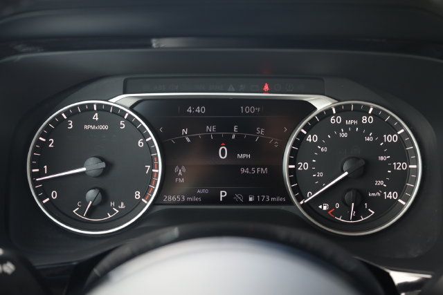 Used 2024 Nissan Pathfinder SL AWD/4WD image 19