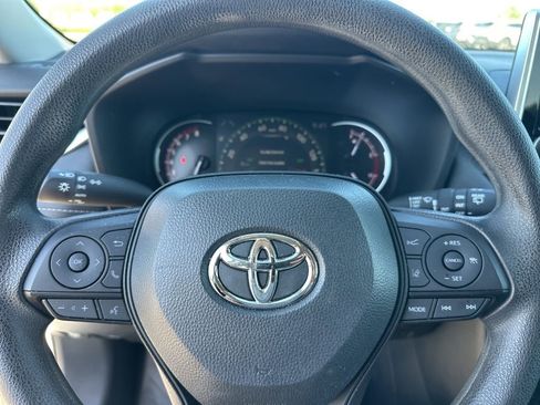 Used 2024 Toyota RAV4 XLE w/ Convenience Package FWD image 23