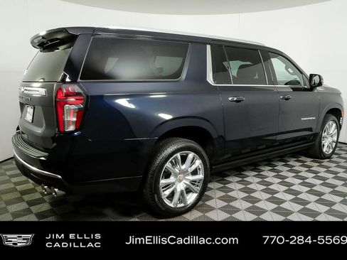 Used 2023 Chevrolet Suburban High Country w/ Premium Package 2 image 30