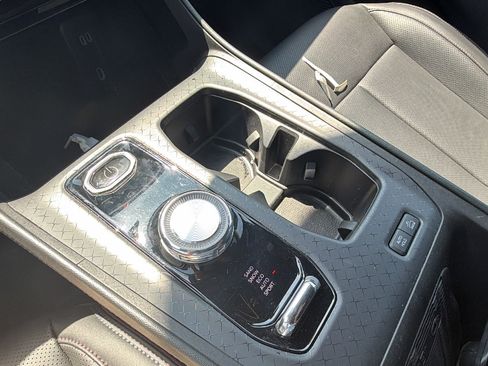 Used 2024 Jeep Wagoneer Launch Edition AWD/4WD image 29