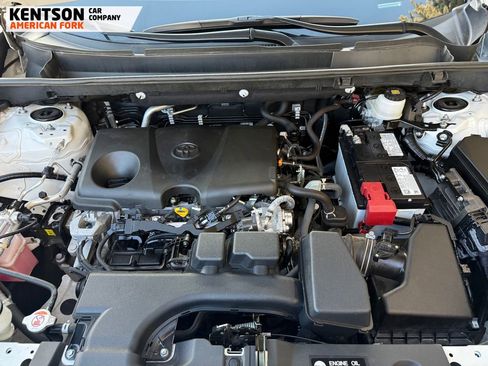 Used 2025 Toyota RAV4 XLE image 35