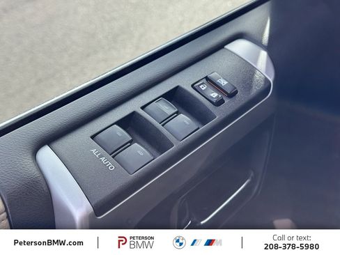 Used 2019 Toyota 4Runner Limited image 25