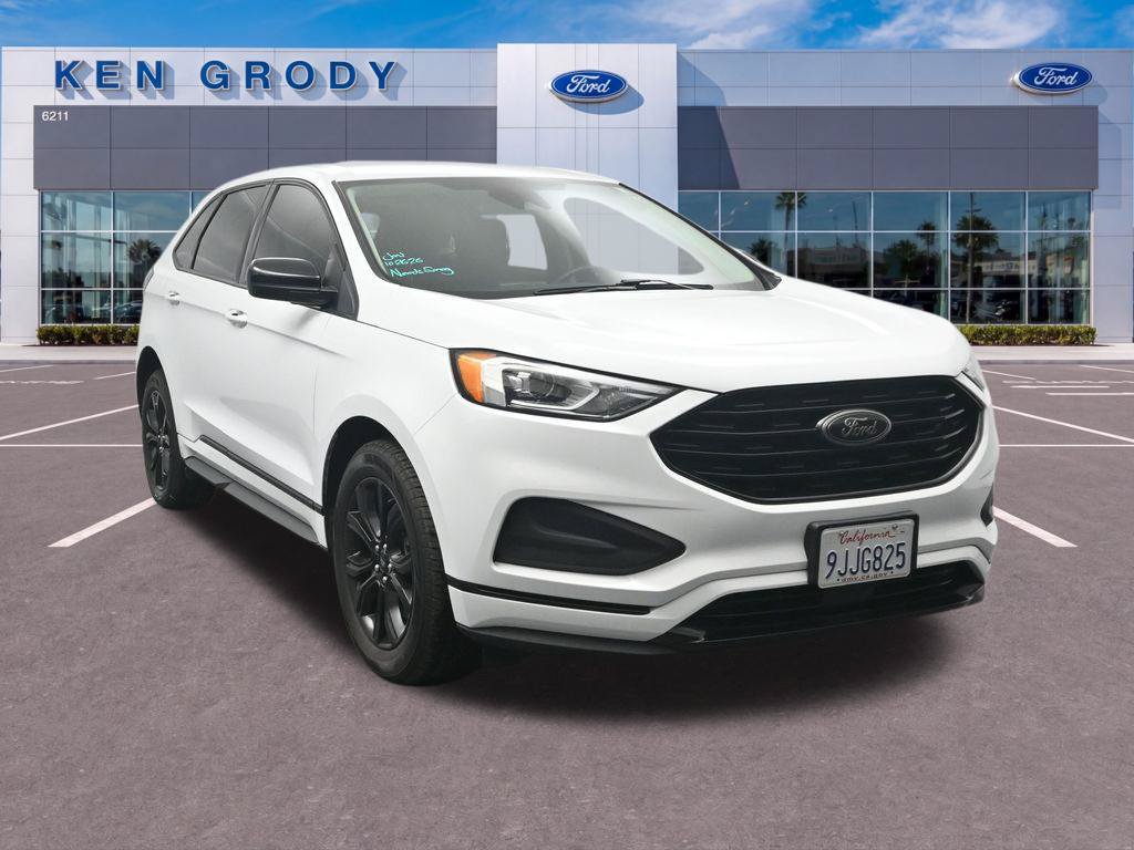 Used 2024 Ford Edge SE w/ Black Appearance Package AWD/4WD image 4