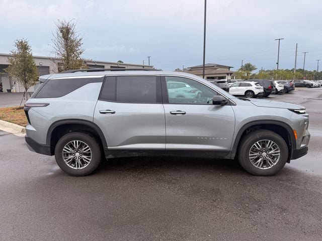 Used 2026 Chevrolet Traverse LT FWD image 24