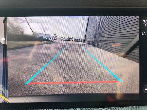 Certified 2024 Porsche Cayenne Coupe image 35